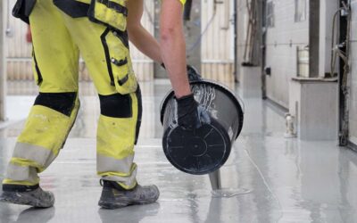 Teollisuushallin lattian uusiminen epoksipinnoitteella | Jyväskylä