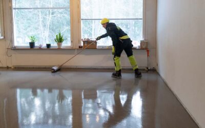 Rivitalohuoneiston lattian tasoitus plaanausmassalla